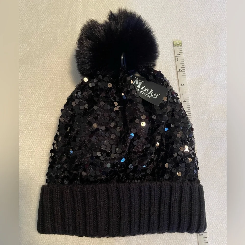 Winter Hat. Black With Sequins And A Fuzzy Pom Pom. Women’s. NWT - Picture 8 of 9